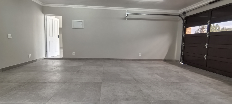 3 Bedroom Property for Sale in Dana Bay Western Cape